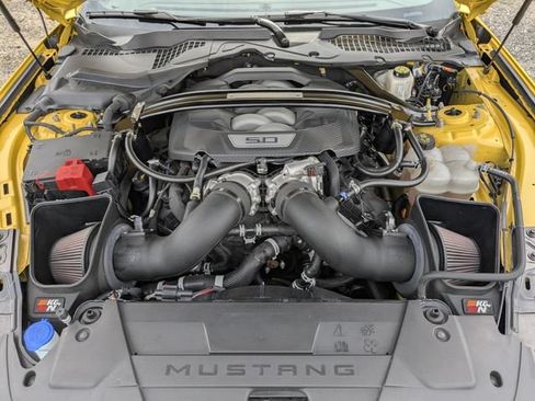 Used 2024 Ford Mustang GT RWD image 16