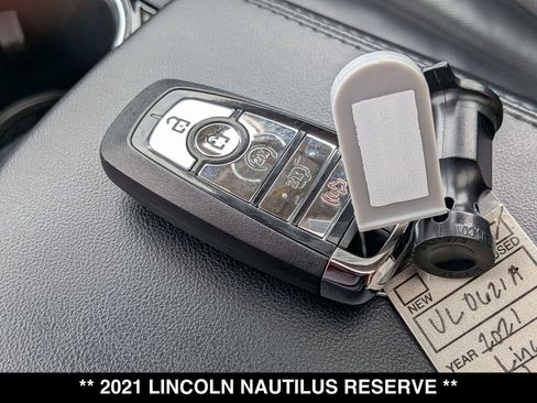 Used 2021 Lincoln Nautilus Reserve AWD/4WD image 31