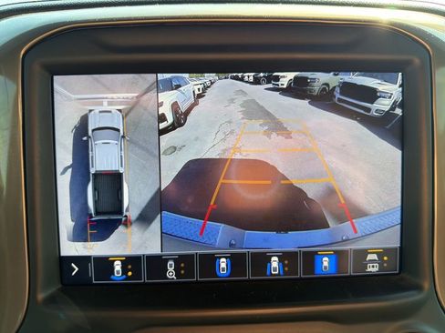 Used 2023 Chevrolet Silverado 3500 High Country image 45