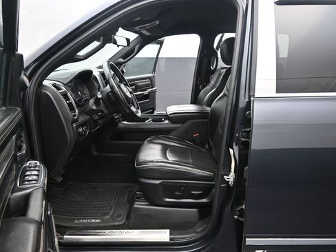 Used 2021 RAM 2500 Limited AWD/4WD image 10