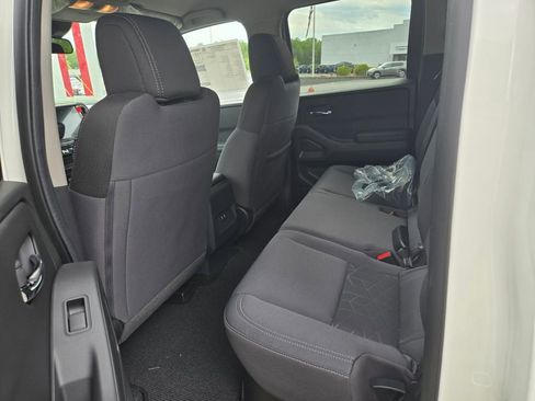 New 2026 Nissan Frontier SV w/ Tow Package AWD/4WD image 5