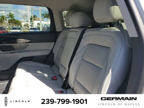 New 2026 Lincoln Nautilus Premier w/ Jet Appearance Package AWD/4WD image 19