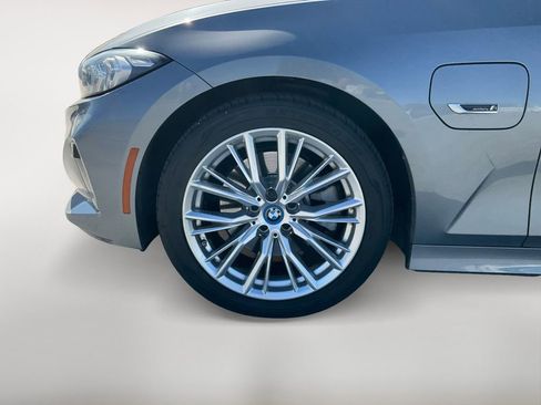 Used 2023 BMW 330e image 36