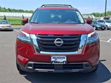 Used 2022 Nissan Pathfinder SV image 2