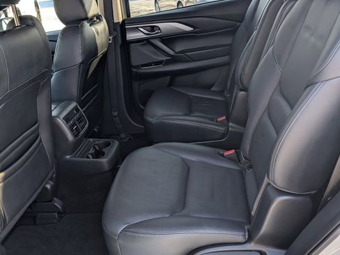 Used 2023 MAZDA CX-9 Touring image 17