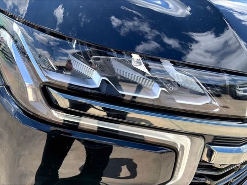 Used 2021 Chevrolet Tahoe RST w/ Luxury Package AWD/4WD image 28