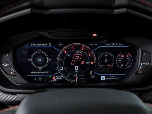 Used 2025 Lamborghini Urus SE image 18