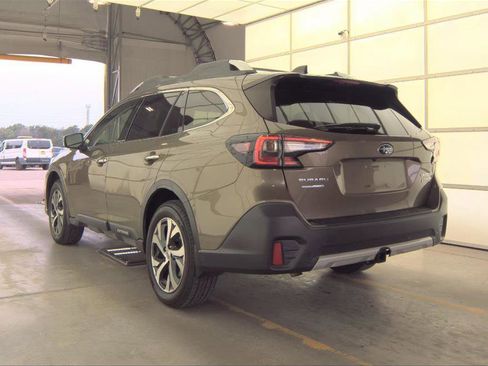 Used 2020 Subaru Outback Touring w/ Popular Package #2 AWD/4WD image 11