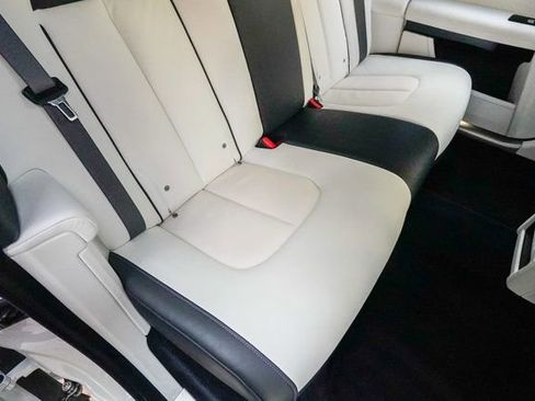 Used 2022 Rolls-Royce Ghost image 94
