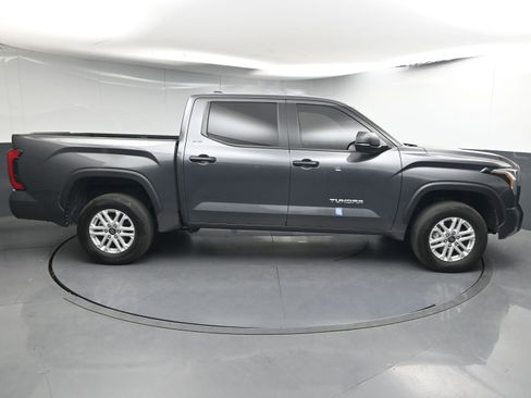 Used 2025 Toyota Tundra SR5 image 9
