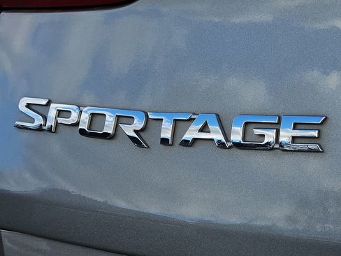 Certified 2022 Kia Sportage LX w/ LX AWD Value Edition Package image 32