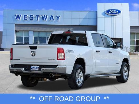 Used 2023 RAM 1500 Big Horn AWD/4WD image 3