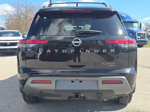 New 2026 Nissan Pathfinder Platinum image 14