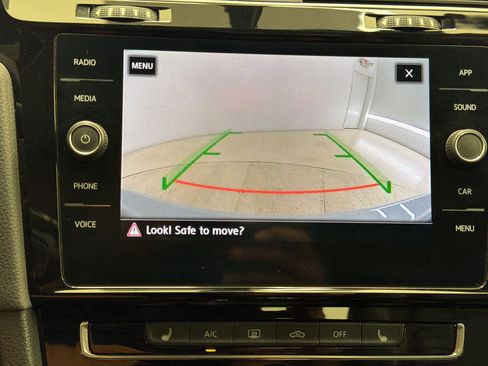 Used 2020 Volkswagen GTI SE FWD image 19