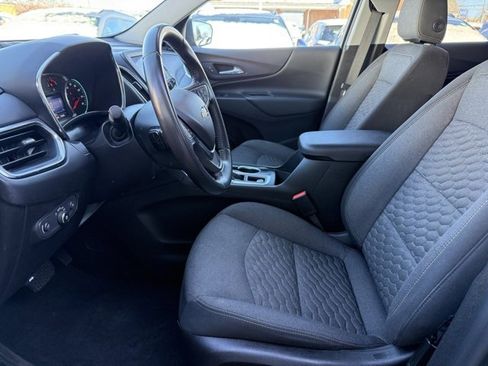 Used 2020 Chevrolet Equinox LT image 17