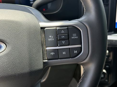Used 2025 Ford F250 Lariat AWD/4WD image 18