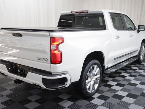 Certified 2024 Chevrolet Silverado 1500 High Country w/ High Country Premium Package image 19