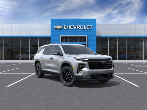 New 2026 Chevrolet Traverse LT image 1