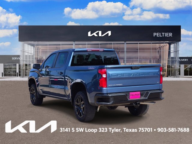 Used 2024 Chevrolet Silverado 1500 LT Trail Boss w/ Protection Package AWD/4WD image 4