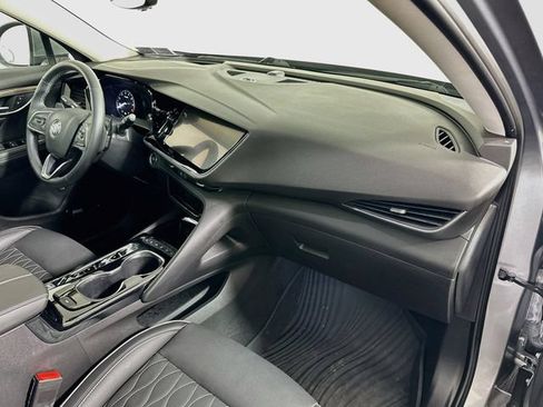 Used 2023 Buick Envision Avenir AWD/4WD image 37