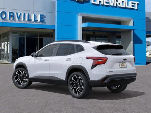 New 2026 Chevrolet Trax RS w/ Driver Confidence Package FWD image 3