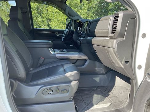 Certified 2025 Chevrolet Silverado 3500 LTZ w/ Z71 Chrome Sport Edition AWD/4WD image 25