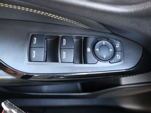 Used 2024 Chevrolet Trax LT image 25