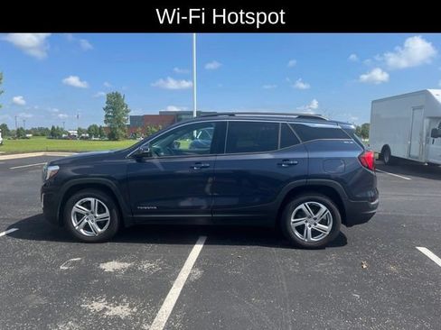 Used 2019 GMC Terrain SLE w/ GMC Pro Grade Package AWD/4WD image 10