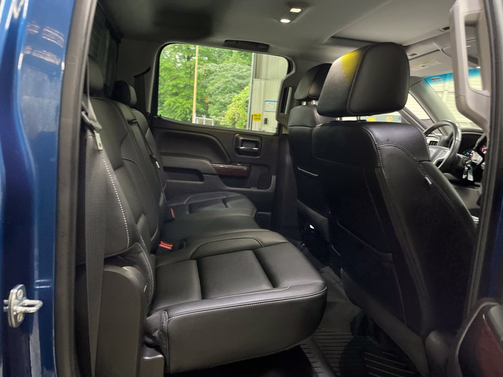 Used 2018 GMC Sierra 1500 SLT AWD/4WD image 31