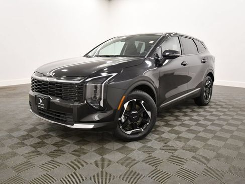 Certified 2026 Kia Sportage S AWD/4WD image 2