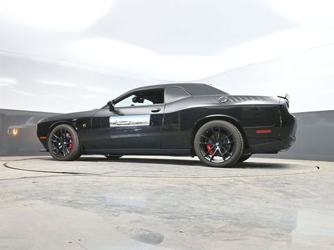 Used 2020 Dodge Challenger R/T Scat Pack w/ Shaker Package image 47