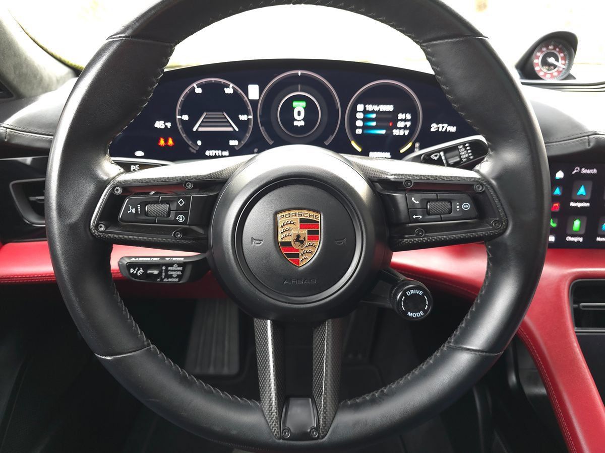 Used 2020 Porsche Taycan Turbo AWD/4WD image 31