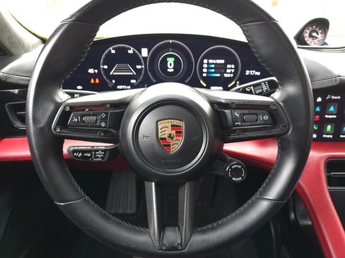 Used 2020 Porsche Taycan Turbo image 31