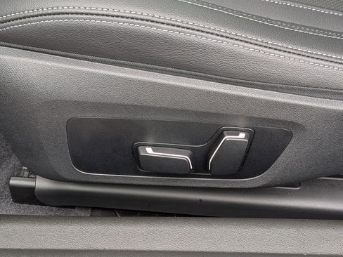 Certified 2024 BMW 230i 230i w/ Convenience Package image 15