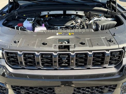 New 2026 Jeep Grand Cherokee Summit AWD/4WD image 21