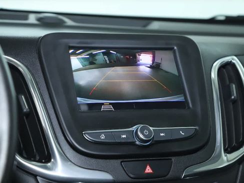 Used 2020 Chevrolet Equinox LT w/ Driver Convenience Package FWD image 31