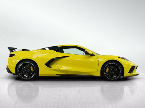 Used 2023 Chevrolet Corvette Stingray Preferred Conv w/ Z51 Performance Package RWD image 7