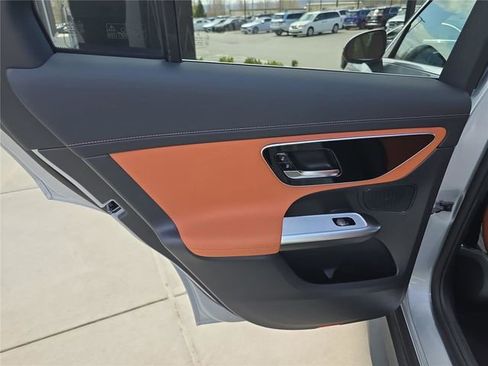 New 2026 Mercedes-Benz GLC 300 4MATIC image 14
