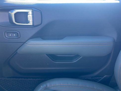 New 2026 Jeep Gladiator Mojave image 21