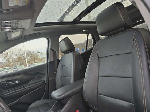 Used 2020 GMC Terrain SLT w/ Preferred Package image 10