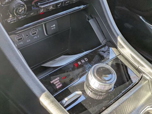 New 2025 Jeep Grand Cherokee L Limited image 22