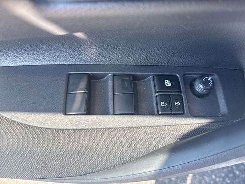 Used 2024 Toyota Corolla LE image 22