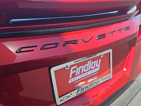 Used 2021 Chevrolet Corvette Stingray Premium Cpe w/ Z51 Performance Package RWD image 38