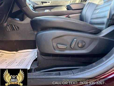 Used 2021 Ford Edge SEL image 24