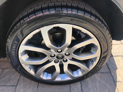 Used 2014 Land Rover Range Rover Evoque Pure Premium AWD/4WD image 10