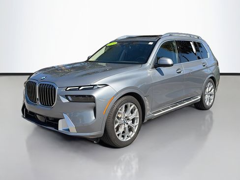 Used 2024 BMW X7 xDrive40i image 7