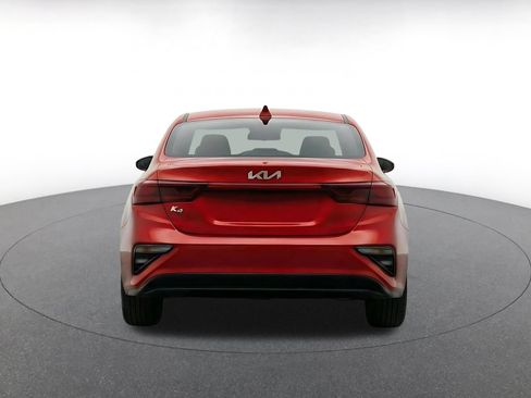 Used 2025 Kia K4 FWD image 8