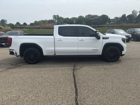 Used 2024 GMC Sierra 1500 Elevation w/ Preferred Package AWD/4WD image 8