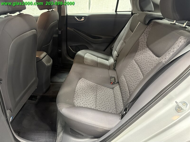 Used 2018 Hyundai Ioniq Blue FWD image 9