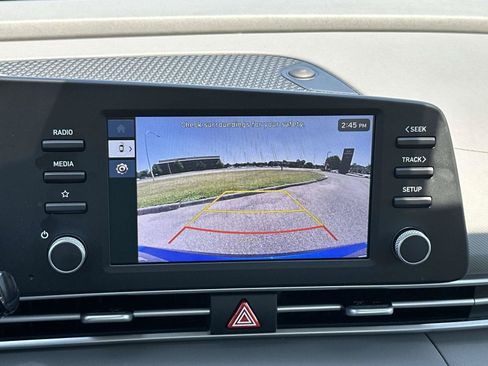 Certified 2025 Hyundai Elantra Sport FWD image 15